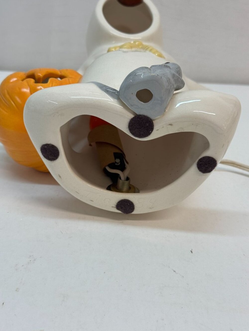 Vintage Ceramic Halloween Lighted Ghost Holding a Jack-O-Lantern - Picture 6 of 8